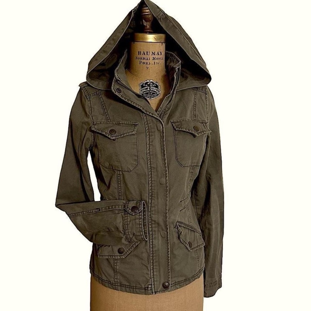 Lightweight green jacket